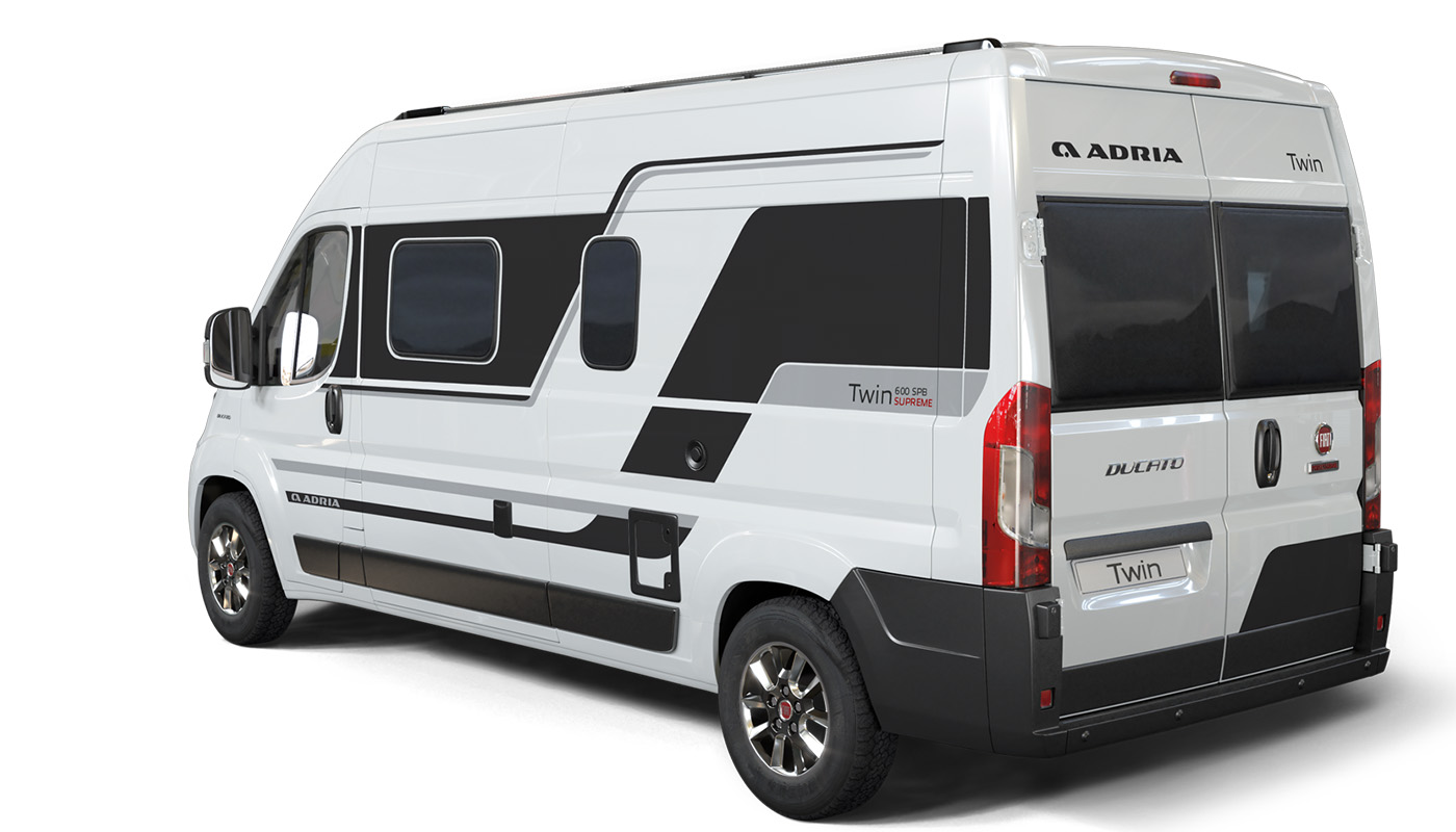 Adria Twin Supreme Camper Van Heckansicht