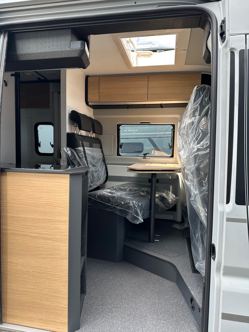 Adria Twin 600 SPB Eingang