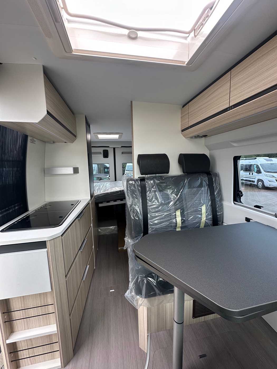 Adria Twin 640 SL All in Innenansicht